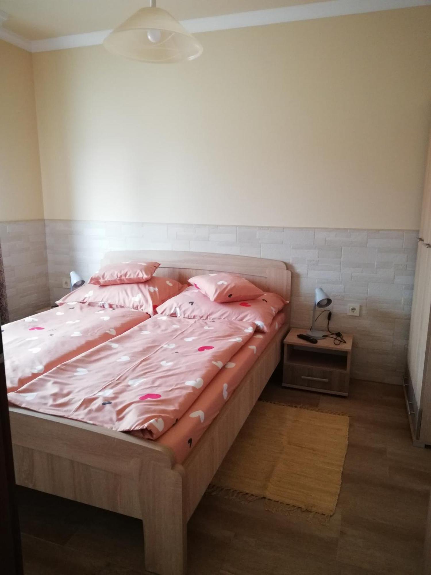 Imola Es Andrea Apartmanhaz 3 Hajdúszoboszló Esterno foto