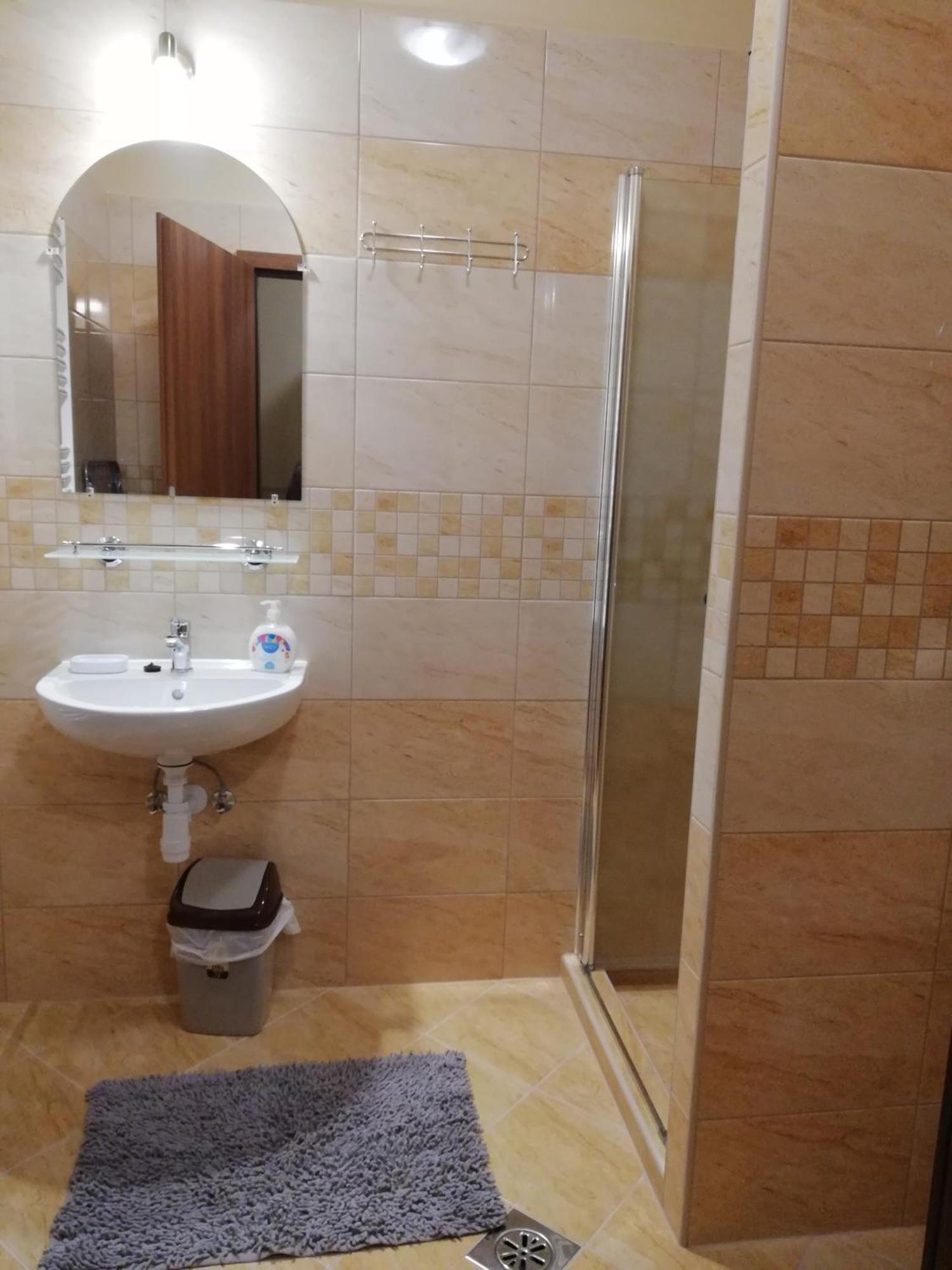 Imola Es Andrea Apartmanhaz 3 Hajdúszoboszló Esterno foto