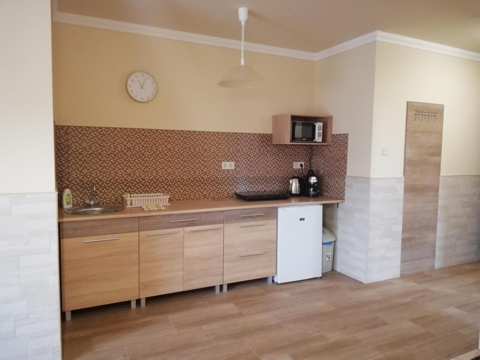 Imola Es Andrea Apartmanhaz 3 Hajdúszoboszló Esterno foto