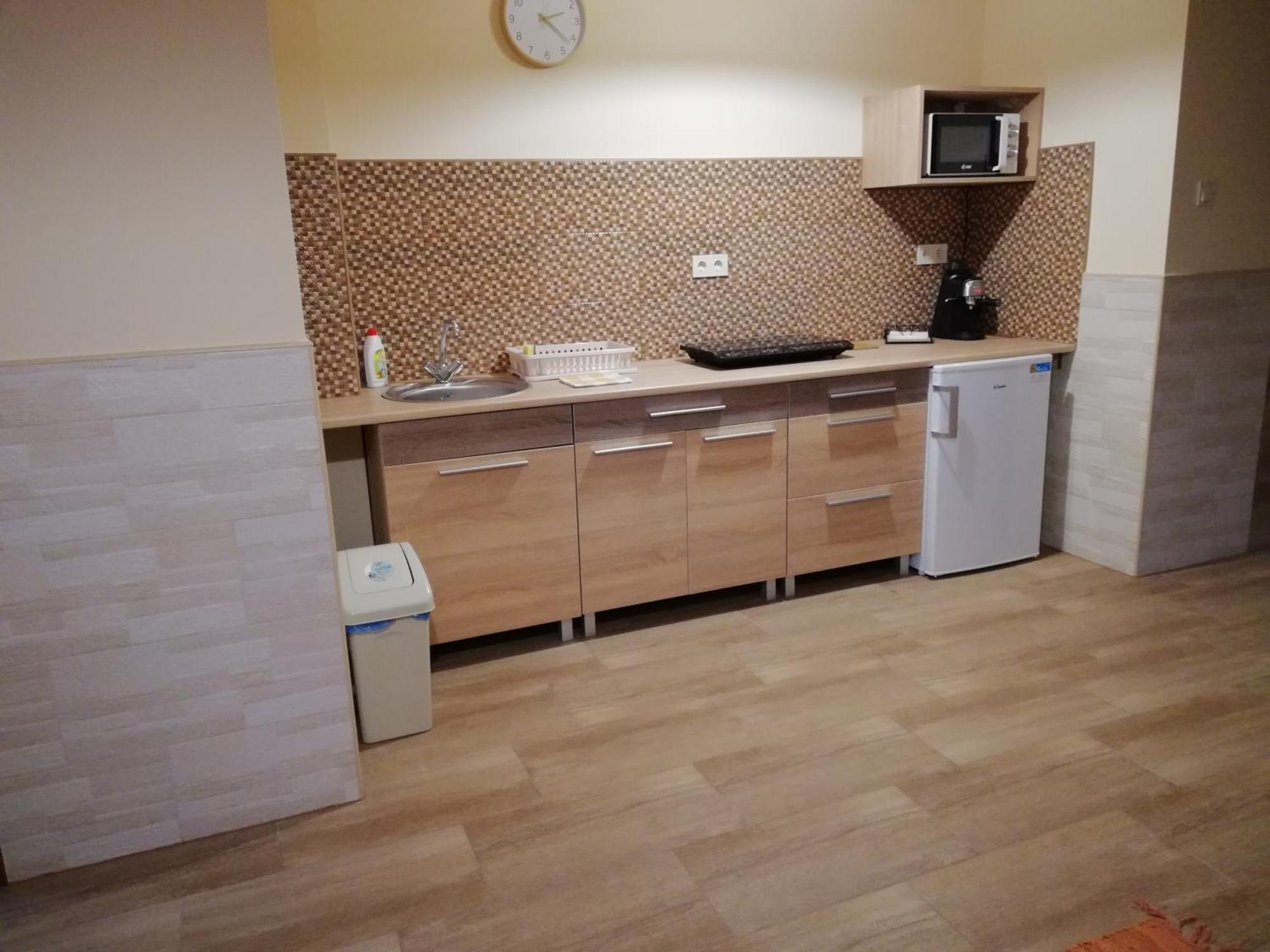 Imola Es Andrea Apartmanhaz 3 Hajdúszoboszló Esterno foto